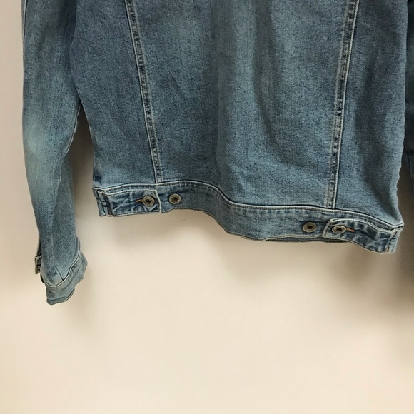 Guess classic denim jacket - Picture 5 of 6
